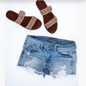 American Eagle Short Shorts with Lace Pockets